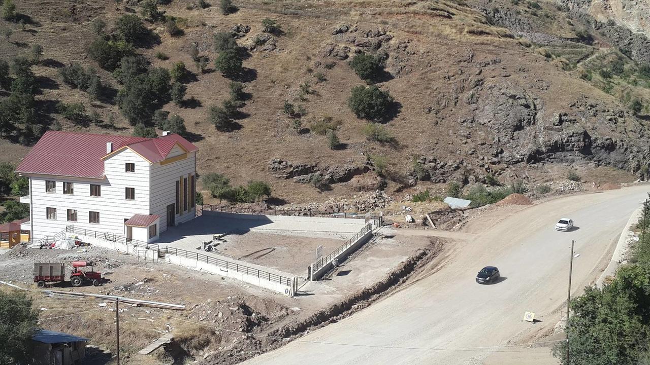 Karsi Bahce Hotel Sebinkarahisar Zewnętrze zdjęcie